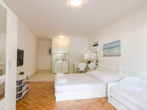 House Apartments Ariva - Superior Studio Apartment with Balcony 3 Adults - A3